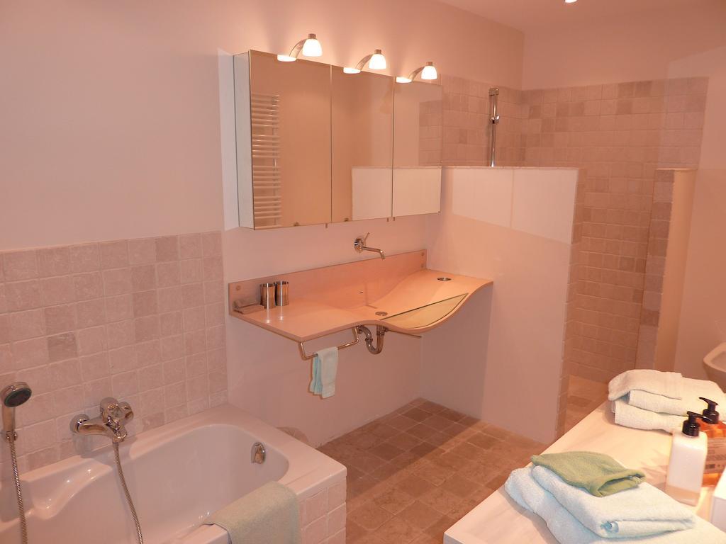 Le Mas Del Sol Bed & Breakfast Bonnieux Exterior foto